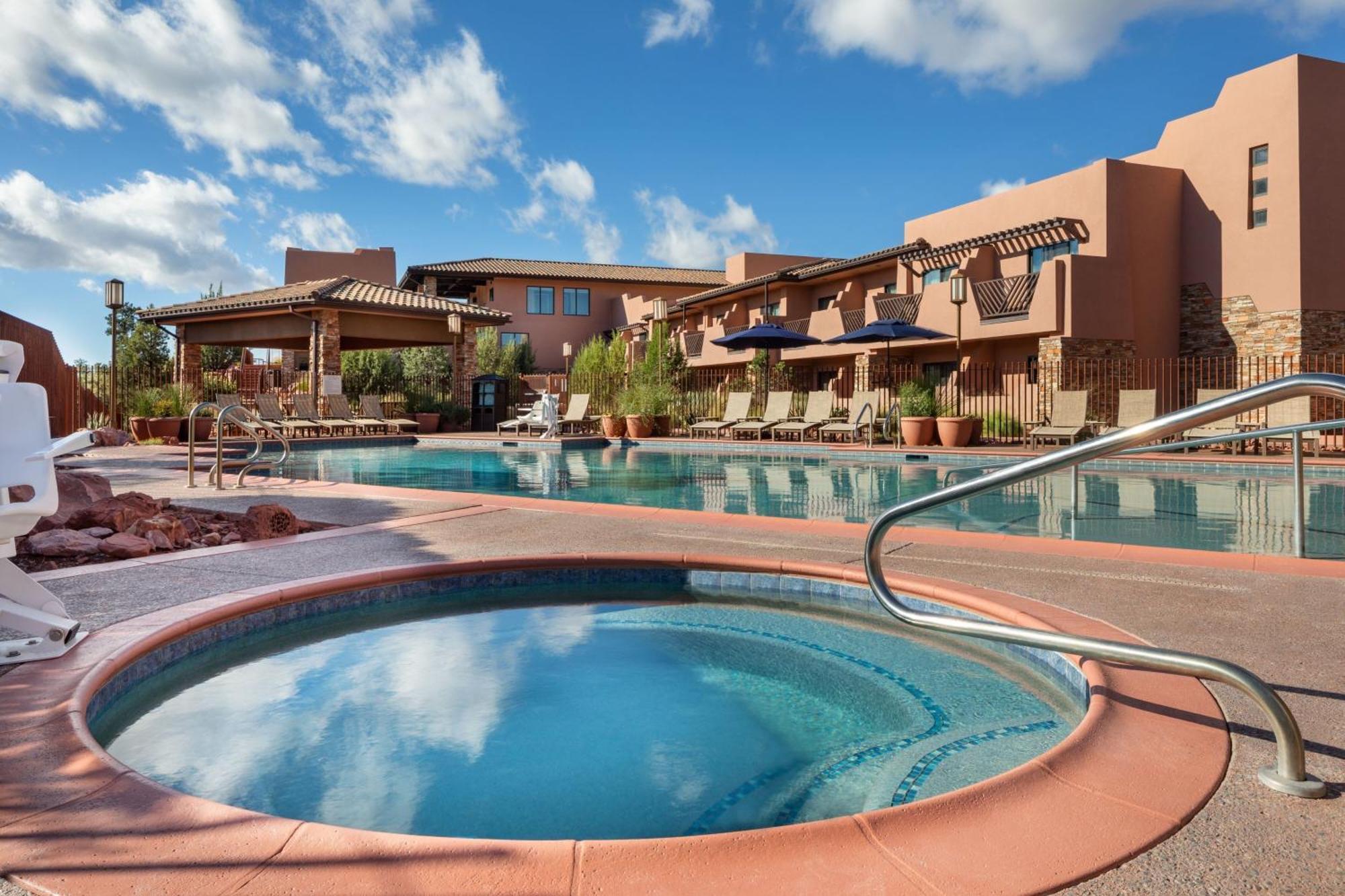 Courtyard By Marriott Sedona Hotel Exterior photo